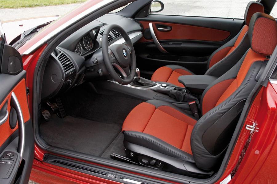  BMW 135i 2010 года  (фото 27 из 62)